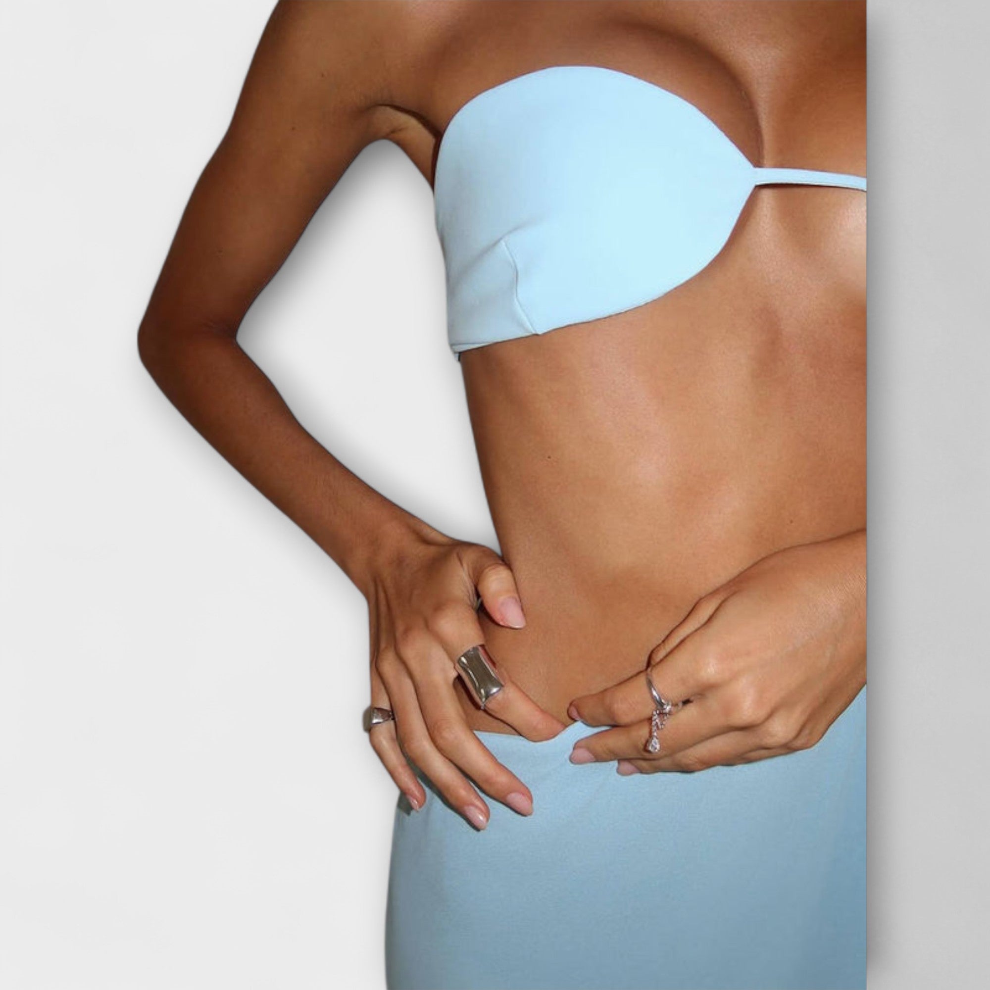 Isabella ™ | Zvádzajúce šaty s odhaleným chrbtom