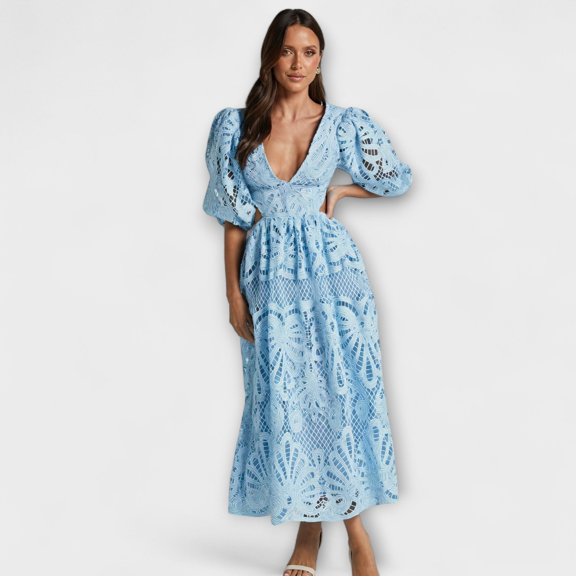 Darja ™ |Elegantné šaty s jemnými detailmi