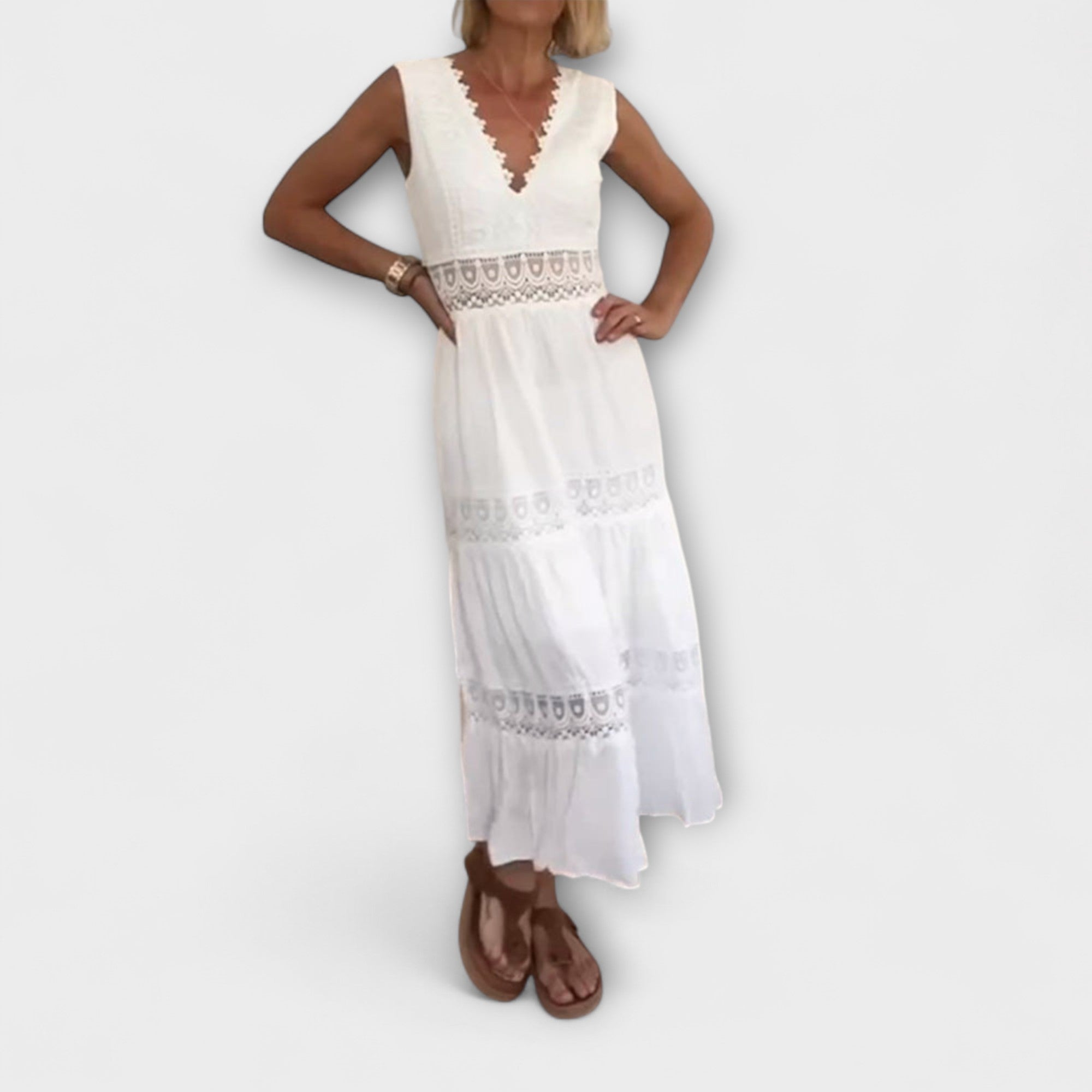 Aurélie ™ |Elegantné šaty s V výstrihom a čipkou