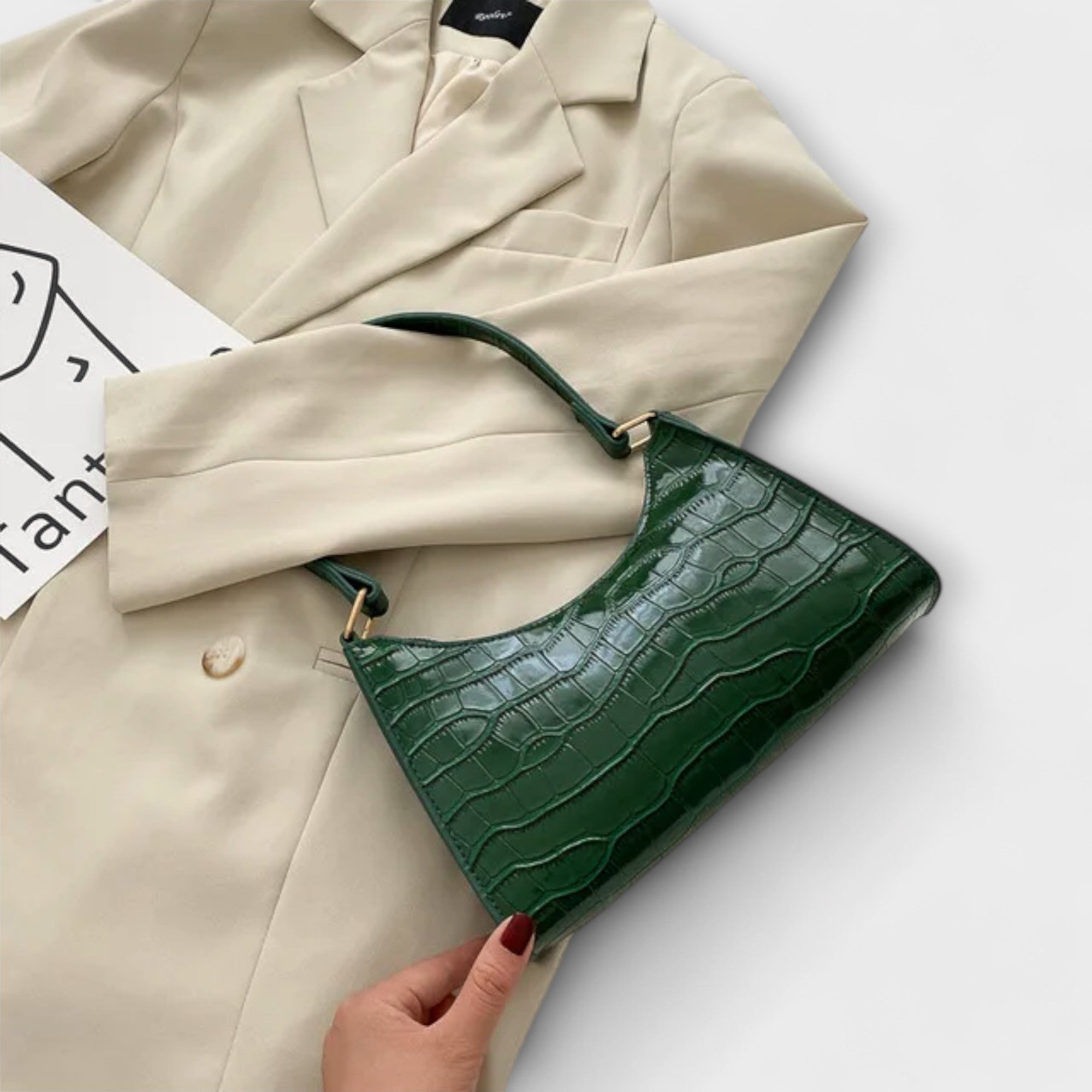 Monika. ™ |Lesklá kožená taška