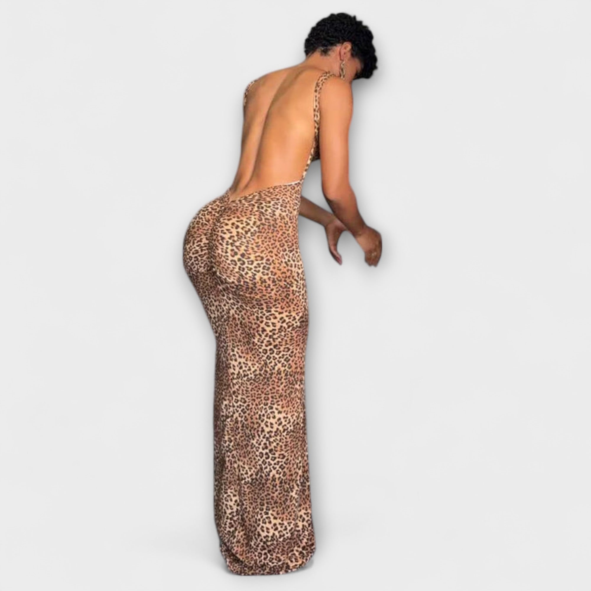 Della ™ | Maxikrátke šaty s leopardím vzorom a odhaleným chrbtom