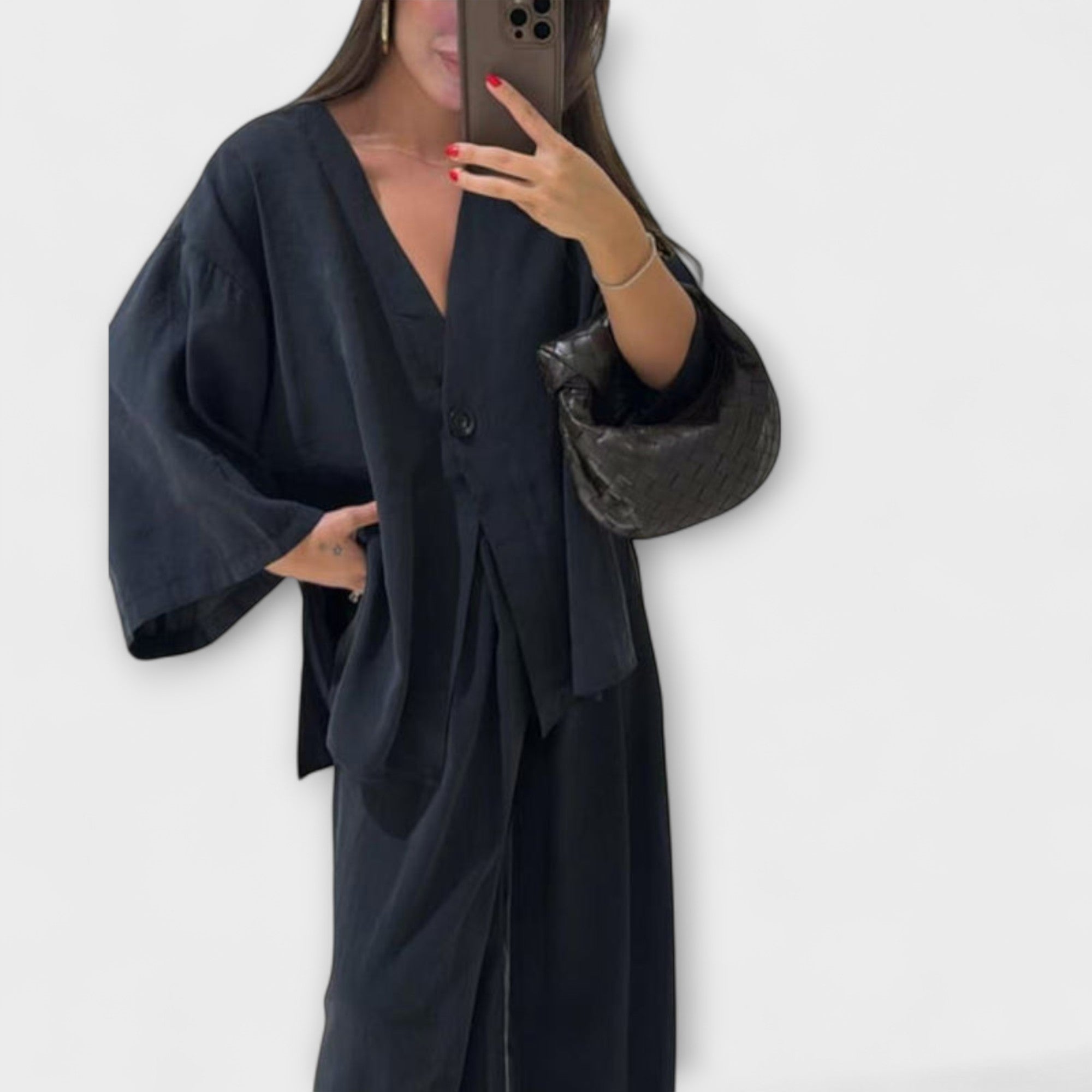 Jacqueline ™ | Ležérny top s V-výstrihom a nohavicový set