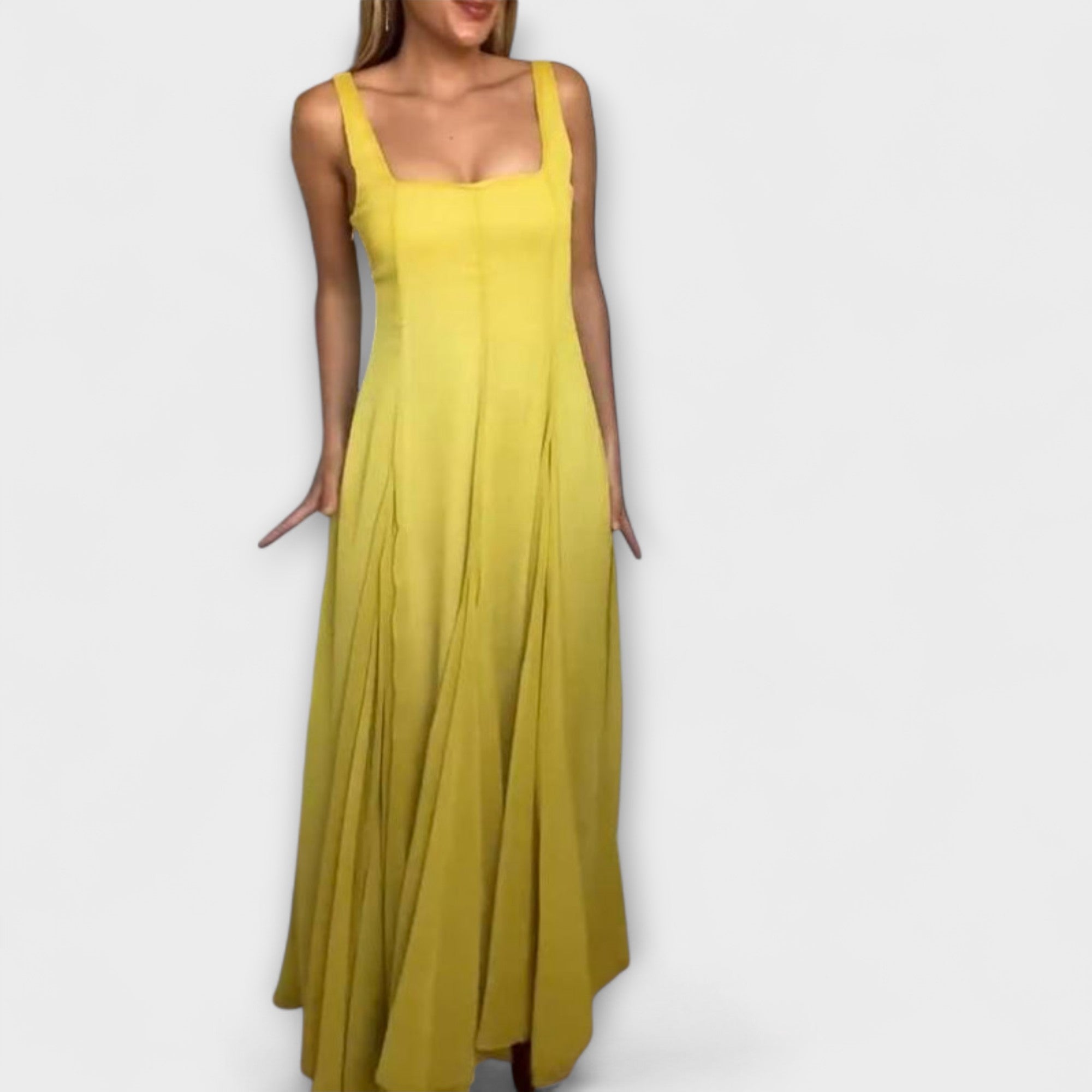 Lilith  ™ ｜Šaty s hranatým výstrihom